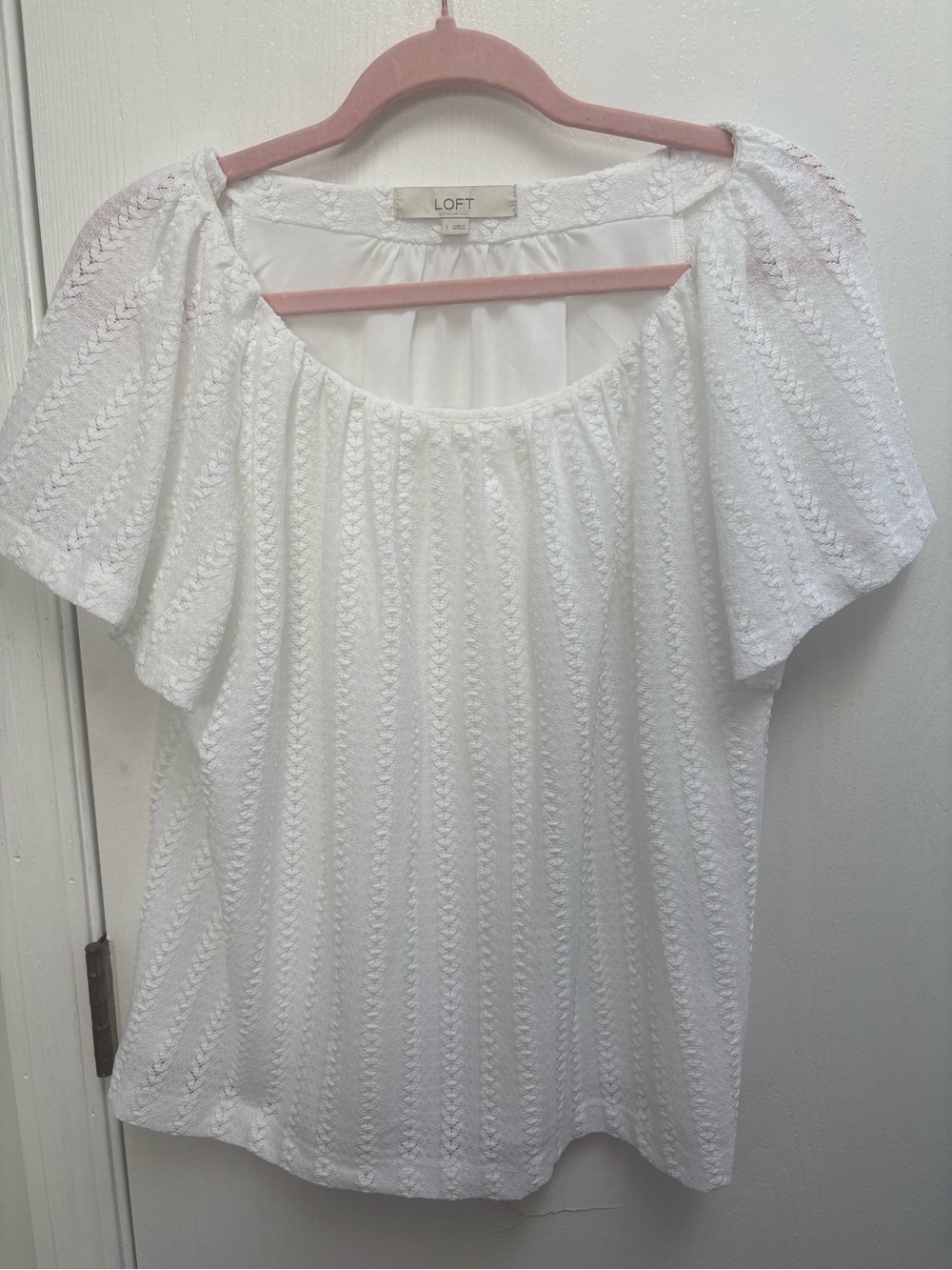 LOFT White Scoop Neck Short Sleeve Textured Blouse